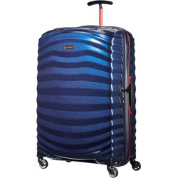 Velký skořepinový kufr z kolekce Lite-Shock Sport od značky Samsonite je perfektní volbou pro všechny cestovatele s vášní pro sport. A to zejména díky úžasně nízké hmotnosti, nárazuvzdornému designu a nápaditým detailům. Velký skořepinový kufr z kolekce Lite-Shock Sport od značky Samsonite je perfektní volbou pro všechny cestovatele s vášní pro sport. A to zejména díky úžasně nízké hmotnosti, nárazuvzdornému designu a nápaditým detailům.