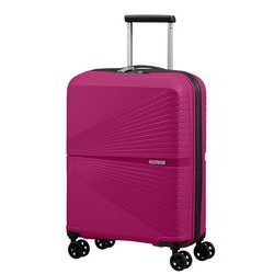 Objavte extra ľahký kufor Airconic z odolnej škrupiny od značky American Tourister. Elegantný kufor v prvotriednej výbave a modernom prevedení.