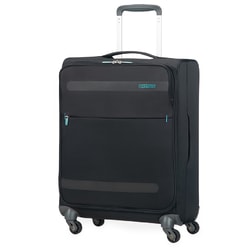 Kabinový kufr od značky American Tourister je perfektní volbou pro několikadenní pobyt. Kabinový kufr od značky American Tourister je perfektní volbou pro několikadenní pobyt.