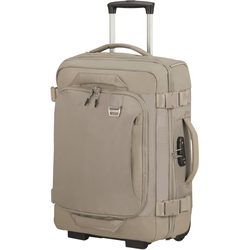 Funkční a skvěle vybavená cestovní taška na kolečkách a batoh 2v1 Midtown od značky Samsonite je tím pravým doplňkem pro moderní městský život. Funkční a skvěle vybavená cestovní taška na kolečkách a batoh 2v1 Midtown od značky Samsonite je tím pravým doplňkem pro moderní městský život.