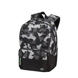 Všestranný batoh pro každodenní používání s trendy potiskem Urban Groove Lifestyle od značky American Tourister. Všestranný batoh pro každodenní používání s trendy potiskem Urban Groove Lifestyle od značky American Tourister.
