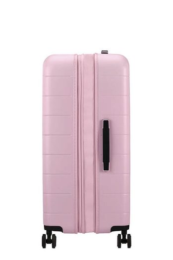 Ze svých cest si nyní můžete přivézt ještě více suvenýrů díky expandéru pro navýšení objemu kufru. AMERICAN TOURISTER, ZE SVÝCH CEST SI NYNÍ MŮŽETE PŘIVÉZT JEŠTĚ VÍCE SUVENÝRŮ DÍKY EXPANDÉRU PRO NAVÝŠENÍ OBJEMU KUFRU. - SKOŘEPINOVÉ KUFRY - CESTOVNÍ KUFRY A TAŠKY