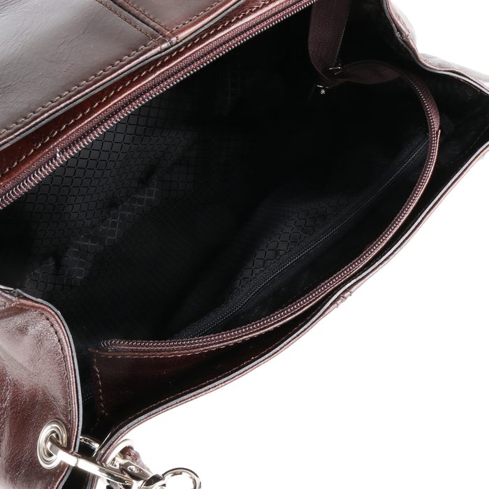 Hlavní kapsa se uzavírá na zip a uvnitř naleznete dvě zipové kapsy. SNĚŽKA NÁCHOD, HLAVNÍ KAPSA SE UZAVÍRÁ NA ZIP A UVNITŘ NALEZNETE DVĚ ZIPOVÉ KAPSY. - KABELKY PŘES RAMENO - KABELKY