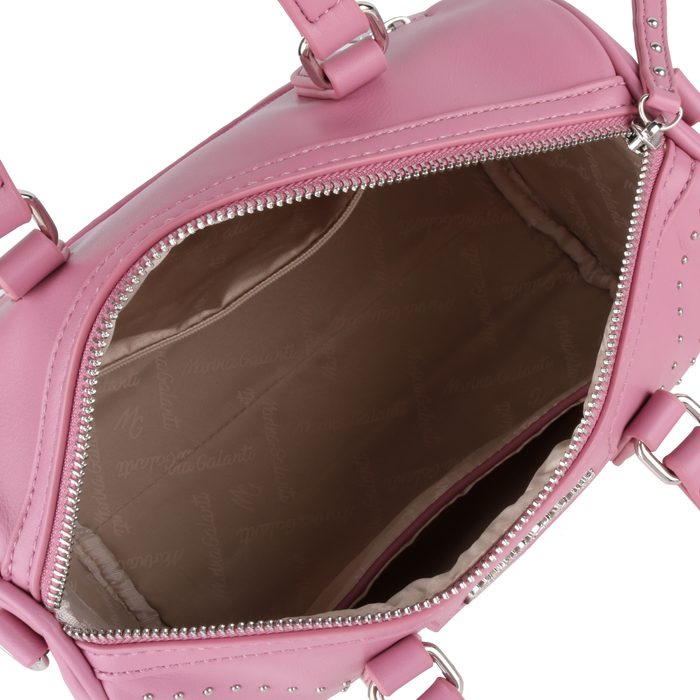 Hlavná priehradka je uzatvárateľná na zips. Vnútri je vrecko na zips a otvorené vrecko. MARINA GALANTI, HLAVNÁ PRIEHRADKA JE UZATVÁRATEĽNÁ NA ZIPS. VNÚTRI JE VRECKO NA ZIPS A OTVORENÉ VRECKO. - KABELKY DO RUKY - KABELKY