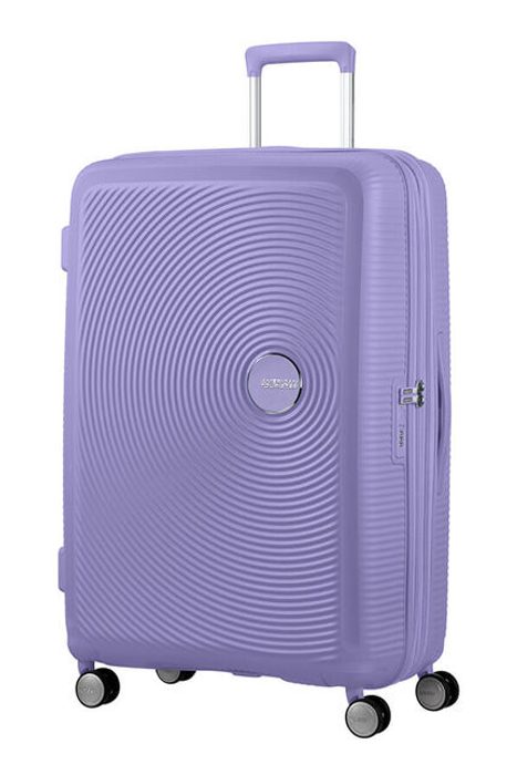 Skvělý rozšířitelný velký kufr z populární řady Soundbox je skvělou volbou pro dvou týdenní dovolenou. AMERICAN TOURISTER, SKVĚLÝ ROZŠÍŘITELNÝ VELKÝ KUFR Z POPULÁRNÍ ŘADY SOUNDBOX JE SKVĚLOU VOLBOU PRO DVOU TÝDENNÍ DOVOLENOU. - SKOŘEPINOVÉ KUFRY - CESTOVNÍ KUFRY A TAŠKY