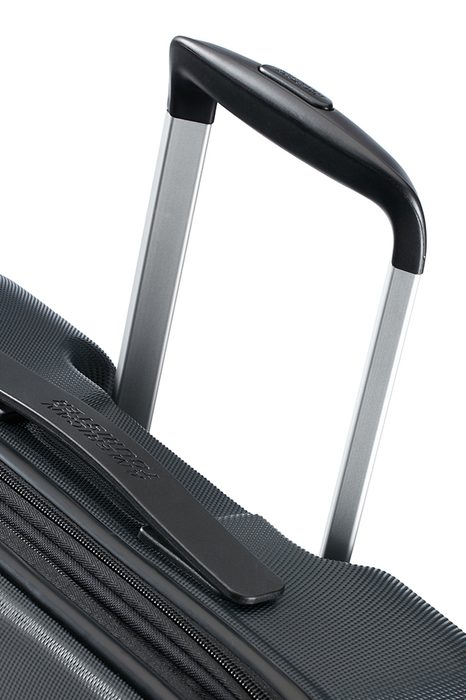 Kufr lze rozšířit na rozměry 50 x 78 x 34 cm. AMERICAN TOURISTER, KUFR LZE ROZŠÍŘIT NA ROZMĚRY 50 X 78 X 34 CM. - SKOŘEPINOVÉ KUFRY - CESTOVNÍ KUFRY A TAŠKY