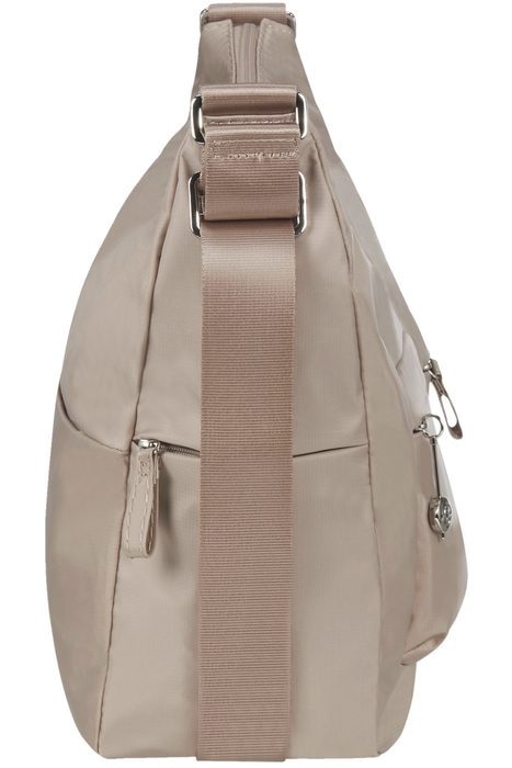 Kabelka je vyrobena z odolného nylonu, který je zároveň nenáročný na údržbu. SAMSONITE, KABELKA JE VYROBENA Z ODOLNÉHO NYLONU, KTERÝ JE ZÁROVEŇ NENÁROČNÝ NA ÚDRŽBU. - CROSSBODY KABELKY - KABELKY