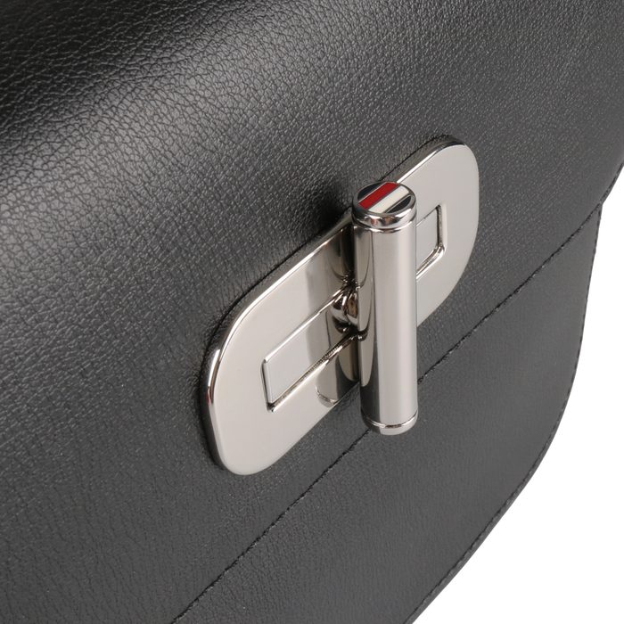 Kabelka Tommy Hilfiger z kolekcie Turnlock je vyrobená z hovädzej kože. TOMMY HILFIGER, KABELKA TOMMY HILFIGER Z KOLEKCIE TURNLOCK JE VYROBENÁ Z HOVÄDZEJ KOŽE. - CROSSBODY KABELKY - KABELKY
