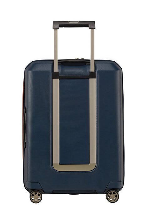 Batožina spĺňa IATA odporúčania a môžete ju vziať na palubu lietadla. SAMSONITE, BATOŽINA SPĹŇA IATA ODPORÚČANIA A MÔŽETE JU VZIAŤ NA PALUBU LIETADLA. - PRÍRUČNÁ BATOŽINA - CESTOVNÉ KUFRE A TAŠKY