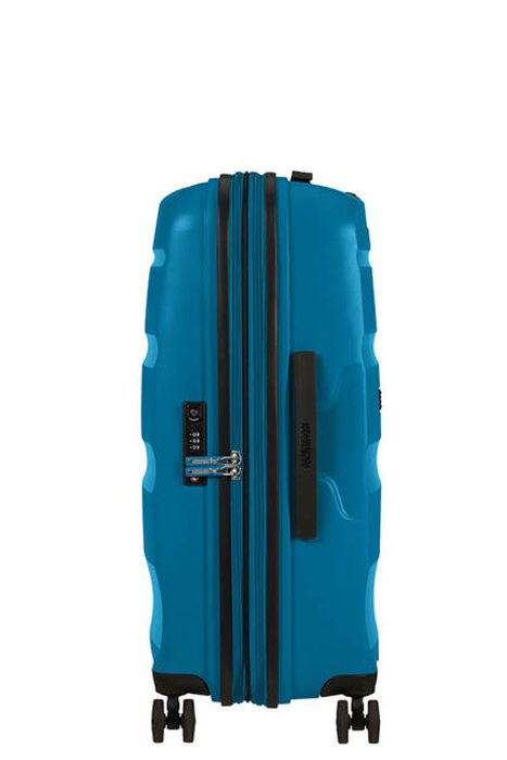 Samozřejmostí je integrovaný TSA zámek pro bezpečné cestování po celém světě. AMERICAN TOURISTER, SAMOZŘEJMOSTÍ JE INTEGROVANÝ TSA ZÁMEK PRO BEZPEČNÉ CESTOVÁNÍ PO CELÉM SVĚTĚ. - SKOŘEPINOVÉ KUFRY - CESTOVNÍ KUFRY A TAŠKY