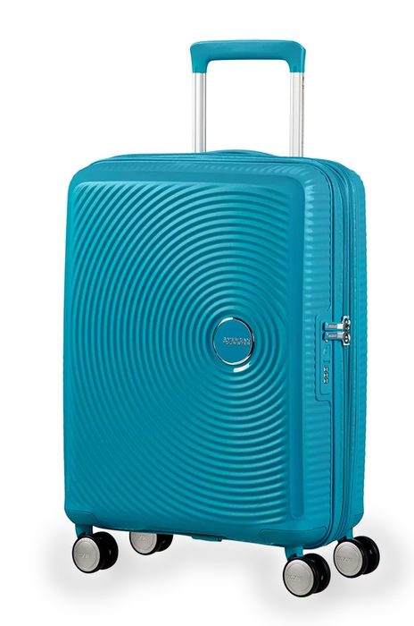 Tento oceňovaný rozšířitelný kabinový kufr z kolekce Soundbox se vyznačuje jedním z dosud nejvýraznějších designů. AMERICAN TOURISTER, TENTO OCEŇOVANÝ ROZŠÍŘITELNÝ KABINOVÝ KUFR Z KOLEKCE SOUNDBOX SE VYZNAČUJE JEDNÍM Z DOSUD NEJVÝRAZNĚJŠÍCH DESIGNŮ. - PŘÍRUČNÍ ZAVAZADLA - CESTOVNÍ KUFRY A TAŠKY