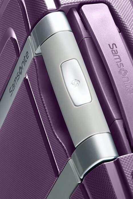 Čtyři dvojitá kolečka otočná o 360° pro snadnou manipulaci. SAMSONITE, ČTYŘI DVOJITÁ KOLEČKA OTOČNÁ O 360° PRO SNADNOU MANIPULACI. - ŠKRUPINOVÉ KUFRE - CESTOVNÉ KUFRE A TAŠKY