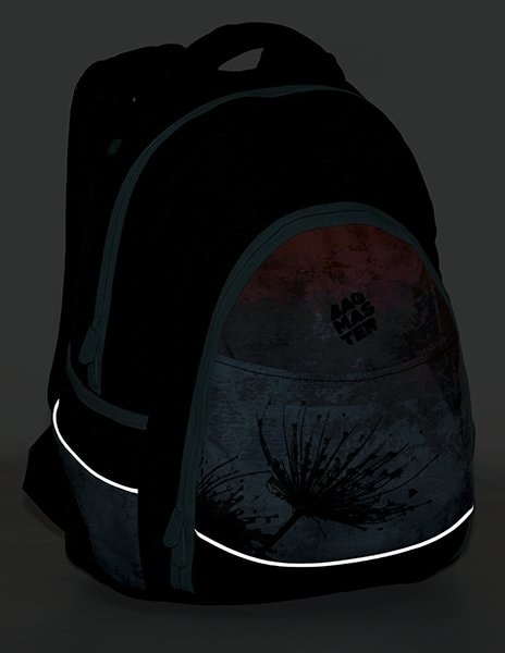 Pentru siguranță maximă pentru copii, rucsacul este echipat cu elemente reflectorizante. BAGMASTER, PENTRU SIGURANȚĂ MAXIMĂ PENTRU COPII, RUCSACUL ESTE ECHIPAT CU ELEMENTE REFLECTORIZANTE. - RUCSACURI DE COPII ȘI GHIOZDANE - RUCSACURI