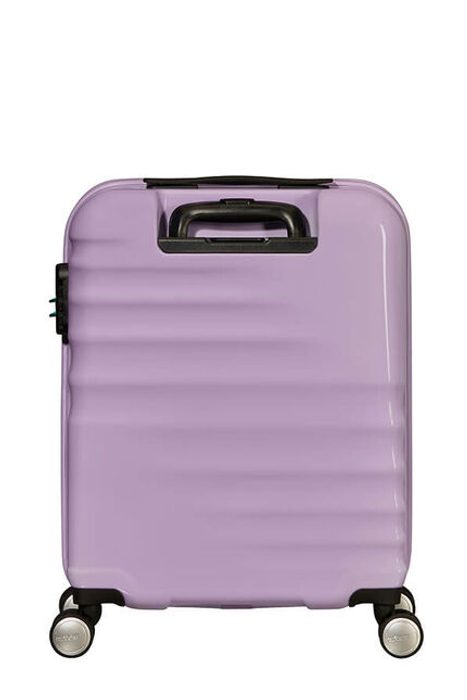 Kufr je vyroben z odolného ABS plastu, který vydrží i hrubší zacházení na letišti. AMERICAN TOURISTER, KUFR JE VYROBEN Z ODOLNÉHO ABS PLASTU, KTERÝ VYDRŽÍ I HRUBŠÍ ZACHÁZENÍ NA LETIŠTI. - PŘÍRUČNÍ ZAVAZADLA - CESTOVNÍ KUFRY A TAŠKY