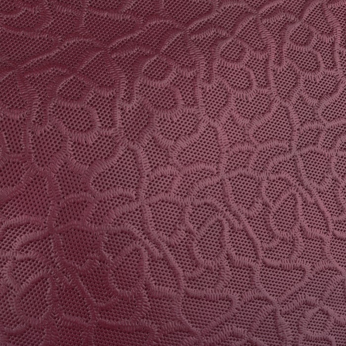Kabelka Dorothy je vyrobena z hovězí kůže se stylizovaným motivem krajky ELEGA, KABELKA DOROTHY JE VYROBENA Z HOVĚZÍ KŮŽE SE STYLIZOVANÝM MOTIVEM KRAJKY - KABELKY PŘES RAMENO - KABELKY