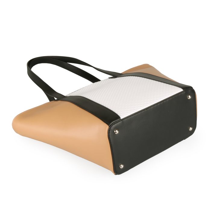 Spodní stranu kabelky chrání kovové nožičky. ELEGA BY DANA M, SPODNÍ STRANU KABELKY CHRÁNÍ KOVOVÉ NOŽIČKY. - KABELKY PŘES RAMENO - KABELKY