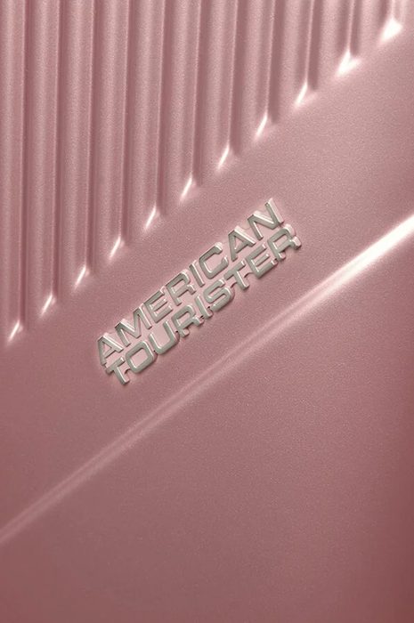 Logo značky American Tourister. AMERICAN TOURISTER, LOGO ZNAČKY AMERICAN TOURISTER. - SKOŘEPINOVÉ KUFRY - CESTOVNÍ KUFRY A TAŠKY