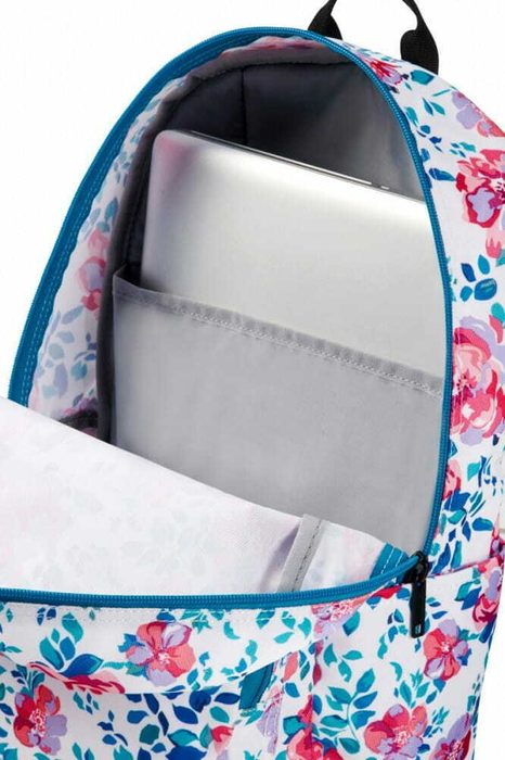 Vnitřní prostor batohu obsahuje otevřenou přihrádku. AMERICAN TOURISTER, VNITŘNÍ PROSTOR BATOHU OBSAHUJE OTEVŘENOU PŘIHRÁDKU. - DÁMSKÉ BATOHY - BATOHY