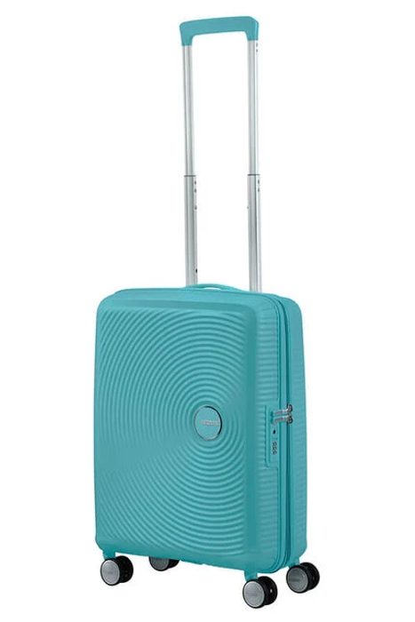 Snadnou manipulaci umožňuje polohovatelná trolej s nastavitelnou délkou a dvě madla (horní a boční). AMERICAN TOURISTER, SNADNOU MANIPULACI UMOŽŇUJE POLOHOVATELNÁ TROLEJ S NASTAVITELNOU DÉLKOU A DVĚ MADLA (HORNÍ A BOČNÍ). - PŘÍRUČNÍ ZAVAZADLA - CESTOVNÍ KUFRY A TAŠKY