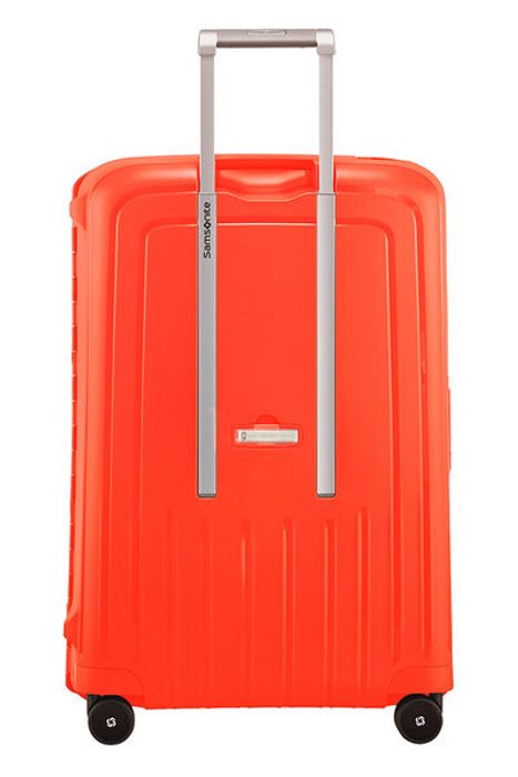 Kufor tiež obsahuje viacstupňovú trolej, ktorá sa prispôsobí akejkoľvek výške užívateľa SAMSONITE, KUFOR TIEŽ OBSAHUJE VIACSTUPŇOVÚ TROLEJ, KTORÁ SA PRISPÔSOBÍ AKEJKOĽVEK VÝŠKE UŽÍVATEĽA - ŠKRUPINOVÉ KUFRE - CESTOVNÉ KUFRE A TAŠKY