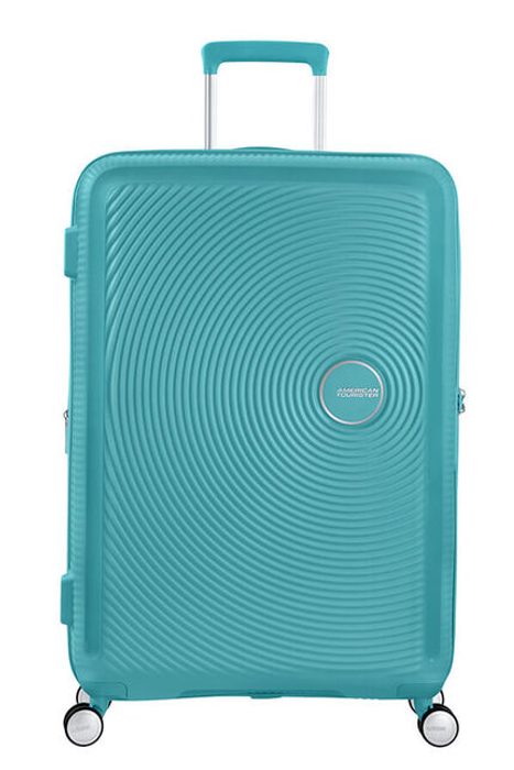 Pro pohodlné převážení z místa na místo je kufr vybaven čtyřmi dvojitými kolečky, která se otáčejí v plném rozsahu 360°. AMERICAN TOURISTER, PRO POHODLNÉ PŘEVÁŽENÍ Z MÍSTA NA MÍSTO JE KUFR VYBAVEN ČTYŘMI DVOJITÝMI KOLEČKY, KTERÁ SE OTÁČEJÍ V PLNÉM ROZSAHU 360°. - SKOŘEPINOVÉ KUFRY - CESTOVNÍ KUFRY A TAŠKY