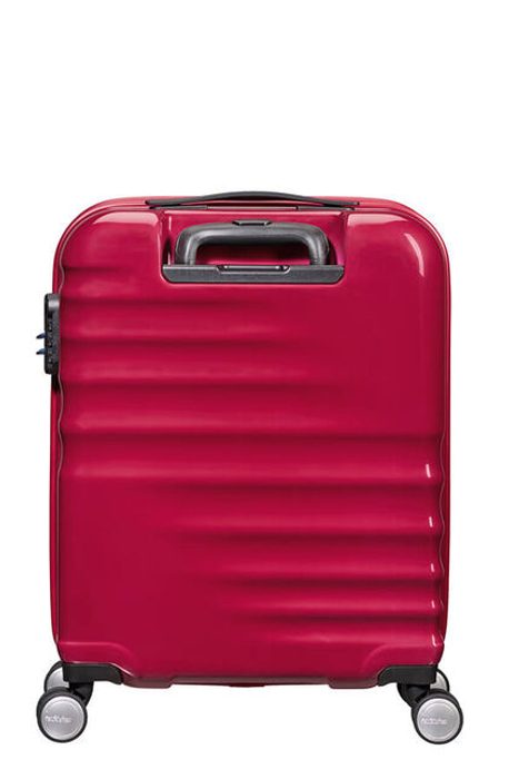 Kufr je vyroben z odolného ABS plastu, který vydrží i hrubší zacházení na letišti. AMERICAN TOURISTER, KUFR JE VYROBEN Z ODOLNÉHO ABS PLASTU, KTERÝ VYDRŽÍ I HRUBŠÍ ZACHÁZENÍ NA LETIŠTI. - PŘÍRUČNÍ ZAVAZADLA - CESTOVNÍ KUFRY A TAŠKY