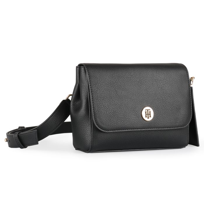 Možno ju nosiť cez rameno alebo crossbody. Popruh je nastaviteľný až na dĺžku 125 cm. TOMMY HILFIGER, MOŽNO JU NOSIŤ CEZ RAMENO ALEBO CROSSBODY. POPRUH JE NASTAVITEĽNÝ AŽ NA DĹŽKU 125 CM. - CROSSBODY KABELKY - KABELKY