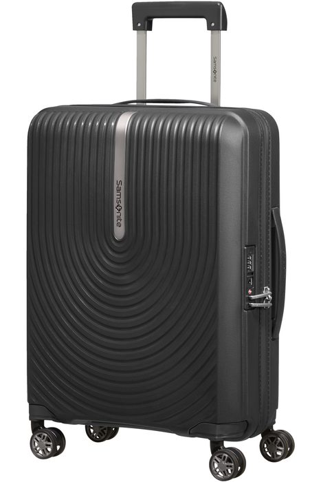 Vykročte z davu s moderním perfektně vybaveným kufrem Hi-Fi od značky Samsonite. Příruční kufr je vyroben z odlehčeného a zároveň velmi odolného polypropylenu. SAMSONITE, VYKROČTE Z DAVU S MODERNÍM PERFEKTNĚ VYBAVENÝM KUFREM HI-FI OD ZNAČKY SAMSONITE. PŘÍRUČNÍ KUFR JE VYROBEN Z ODLEHČENÉHO A ZÁROVEŇ VELMI ODOLNÉHO POLYPROPYLENU. - PŘÍRUČNÍ ZAVAZADLA - CESTOVNÍ KUFRY A TAŠKY