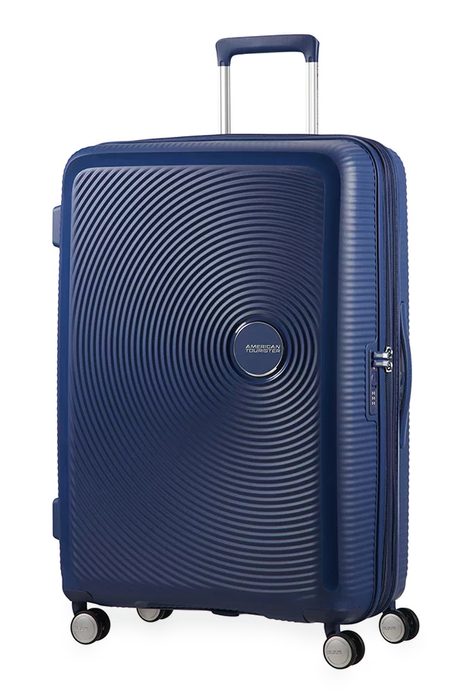 Skvělý rozšířitelný velký kufr z populární řady Soundbox je skvělou volbou pro dvou týdenní dovolenou. AMERICAN TOURISTER, SKVĚLÝ ROZŠÍŘITELNÝ VELKÝ KUFR Z POPULÁRNÍ ŘADY SOUNDBOX JE SKVĚLOU VOLBOU PRO DVOU TÝDENNÍ DOVOLENOU. - SKOŘEPINOVÉ KUFRY - CESTOVNÍ KUFRY A TAŠKY