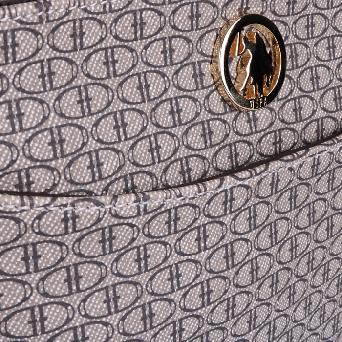 Kabelka je vyrobená ze syntetické kůže. U.S. POLO ASSN., KABELKA JE VYROBENÁ ZE SYNTETICKÉ KŮŽE. - CROSSBODY KABELKY - KABELKY