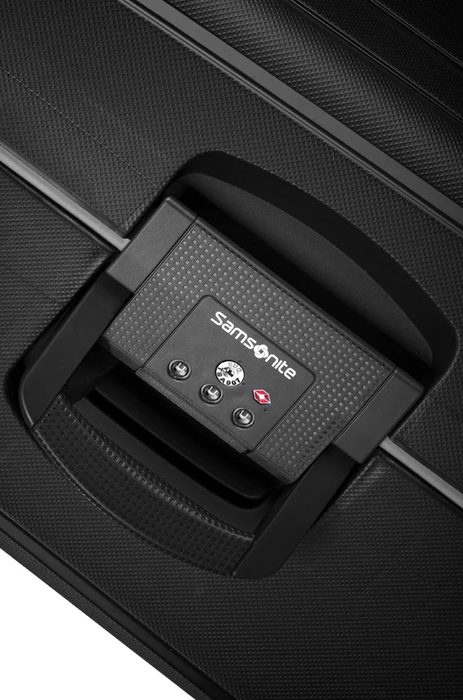 Objevte dosud nejlehčí kolekci S'Cure. Samsonite uspěl ve výrobě extrémně lehké polypropylenové kolekce na tříbodové zamykání, a to díky revolučnímu, polypropylenovému materiálu Flowlite. SAMSONITE, OBJEVTE DOSUD NEJLEHČÍ KOLEKCI S'CURE. SAMSONITE USPĚL VE VÝROBĚ EXTRÉMNĚ LEHKÉ POLYPROPYLENOVÉ KOLEKCE NA TŘÍBODOVÉ ZAMYKÁNÍ, A TO DÍKY REVOLUČNÍMU, POLYPROPYLENOVÉMU MATERIÁLU FLOWLITE. - ŠKRUPINOVÉ KUFRE - CESTOVNÉ KUFRE A TAŠKY