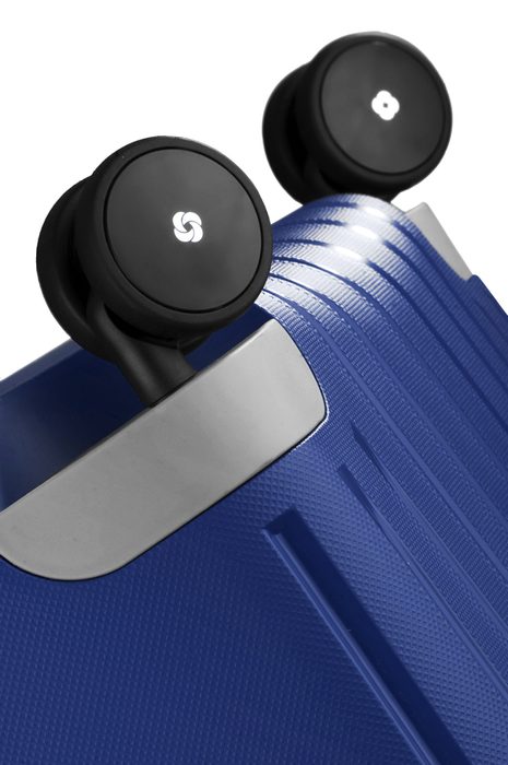 Čtyři dvojitá kolečka otočná o 360° pro snadnou manipulaci. SAMSONITE, ČTYŘI DVOJITÁ KOLEČKA OTOČNÁ O 360° PRO SNADNOU MANIPULACI. - ŠKRUPINOVÉ KUFRE - CESTOVNÉ KUFRE A TAŠKY