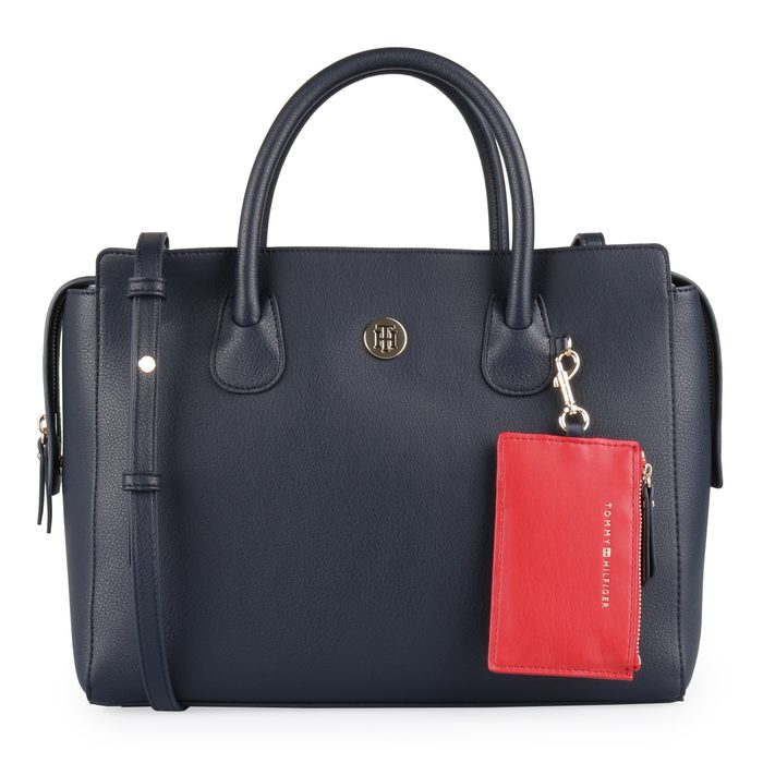 Elegantná kabelka z novej kolekcie jar / leto 2019 skvele doladí váš outfit a získa si vás svojím prevedením. TOMMY HILFIGER, ELEGANTNÁ KABELKA Z NOVEJ KOLEKCIE JAR / LETO 2019 SKVELE DOLADÍ VÁŠ OUTFIT A ZÍSKA SI VÁS SVOJÍM PREVEDENÍM. - KABELKY CEZ RAMENO - KABELKY
