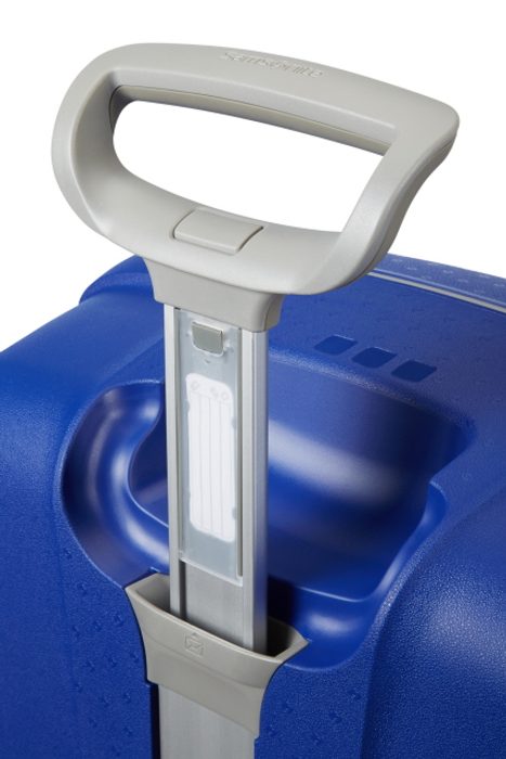 Samozřejmostí je integrovaná jmenovka SAMSONITE, SAMOZŘEJMOSTÍ JE INTEGROVANÁ JMENOVKA - SKOŘEPINOVÉ KUFRY - CESTOVNÍ KUFRY A TAŠKY
