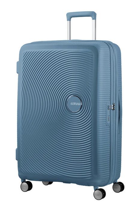 Skvělý rozšířitelný velký kufr z populární řady Soundbox je skvělou volbou pro dvou týdenní dovolenou. AMERICAN TOURISTER, SKVĚLÝ ROZŠÍŘITELNÝ VELKÝ KUFR Z POPULÁRNÍ ŘADY SOUNDBOX JE SKVĚLOU VOLBOU PRO DVOU TÝDENNÍ DOVOLENOU. - SKOŘEPINOVÉ KUFRY - CESTOVNÍ KUFRY A TAŠKY