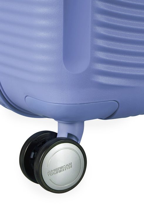 Pro pohodlné převážení z místa na místo je kufr vybaven čtyřmi dvojitými kolečky, která se otáčejí v plném rozsahu 360°. AMERICAN TOURISTER, PRO POHODLNÉ PŘEVÁŽENÍ Z MÍSTA NA MÍSTO JE KUFR VYBAVEN ČTYŘMI DVOJITÝMI KOLEČKY, KTERÁ SE OTÁČEJÍ V PLNÉM ROZSAHU 360°. - PŘÍRUČNÍ ZAVAZADLA - CESTOVNÍ KUFRY A TAŠKY