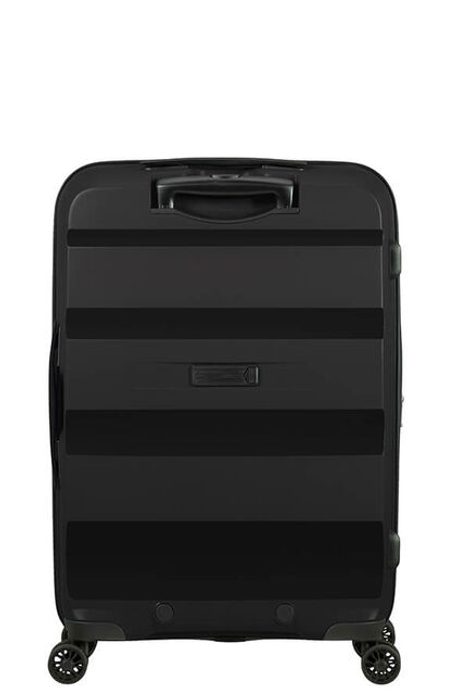 Na zadní straně je kufr doplněn integrovanou jmenovkou. AMERICAN TOURISTER, NA ZADNÍ STRANĚ JE KUFR DOPLNĚN INTEGROVANOU JMENOVKOU. - SKOŘEPINOVÉ KUFRY - CESTOVNÍ KUFRY A TAŠKY