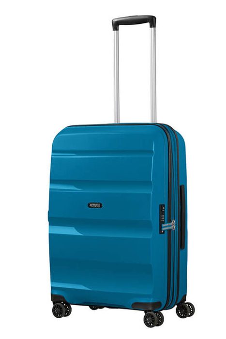 Stabilitu a snadnou manipulaci zajistí čtyři dvoukolečka otočná o 360°. AMERICAN TOURISTER, STABILITU A SNADNOU MANIPULACI ZAJISTÍ ČTYŘI DVOUKOLEČKA OTOČNÁ O 360°. - SKOŘEPINOVÉ KUFRY - CESTOVNÍ KUFRY A TAŠKY
