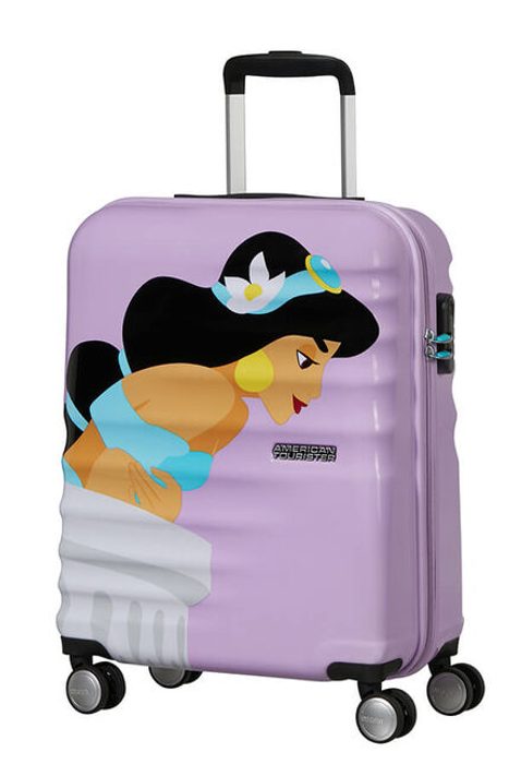 Neodolatelný skořepinový kufr na čtyřech kolečkách vhodný na palubu letadla od značky American Tourister s motivem ikonických princezen z vašich nejoblíbenějších pohádek. AMERICAN TOURISTER, NEODOLATELNÝ SKOŘEPINOVÝ KUFR NA ČTYŘECH KOLEČKÁCH VHODNÝ NA PALUBU LETADLA OD ZNAČKY AMERICAN TOURISTER S MOTIVEM IKONICKÝCH PRINCEZEN Z VAŠICH NEJOBLÍBENĚJŠÍCH POHÁDEK. - PŘÍRUČNÍ ZAVAZADLA - CESTOVNÍ KUFRY A TAŠKY