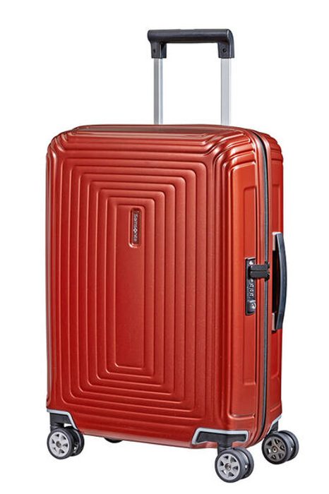 Troler de cabină cu carcasă rigidă din colecția Neopulse marca Samsonite potrivit pentru o călătorie de două zile. SAMSONITE, TROLER DE CABINĂ CU CARCASĂ RIGIDĂ DIN COLECȚIA NEOPULSE MARCA SAMSONITE POTRIVIT PENTRU O CĂLĂTORIE DE DOUĂ ZILE. - TROLERE RIGIDE - TROLERE ȘI GENȚI DE VOIAJ