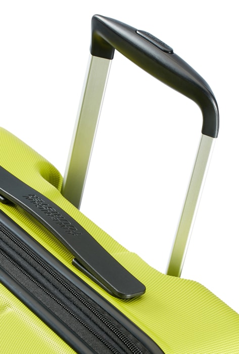 Kufr lze rozšířit na rozměry 50 x 78 x 34 cm. AMERICAN TOURISTER, KUFR LZE ROZŠÍŘIT NA ROZMĚRY 50 X 78 X 34 CM. - SKOŘEPINOVÉ KUFRY - CESTOVNÍ KUFRY A TAŠKY