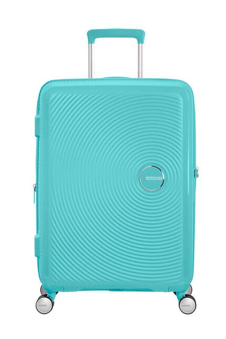 Hravý kruhový vzhled s kontrastním matným a lesklým povrchem jistě zaujme všude, kam se s ním podíváte. AMERICAN TOURISTER, HRAVÝ KRUHOVÝ VZHLED S KONTRASTNÍM MATNÝM A LESKLÝM POVRCHEM JISTĚ ZAUJME VŠUDE, KAM SE S NÍM PODÍVÁTE. - SKOŘEPINOVÉ KUFRY - CESTOVNÍ KUFRY A TAŠKY
