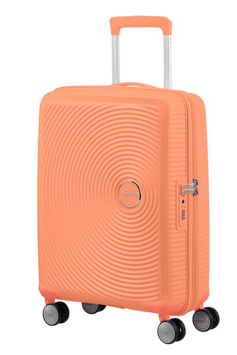 Tento oceňovaný rozšířitelný kabinový kufr z kolekce Soundbox se vyznačuje jedním z dosud nejvýraznějších designů. AMERICAN TOURISTER, TENTO OCEŇOVANÝ ROZŠÍŘITELNÝ KABINOVÝ KUFR Z KOLEKCE SOUNDBOX SE VYZNAČUJE JEDNÍM Z DOSUD NEJVÝRAZNĚJŠÍCH DESIGNŮ. - PŘÍRUČNÍ ZAVAZADLA - CESTOVNÍ KUFRY A TAŠKY