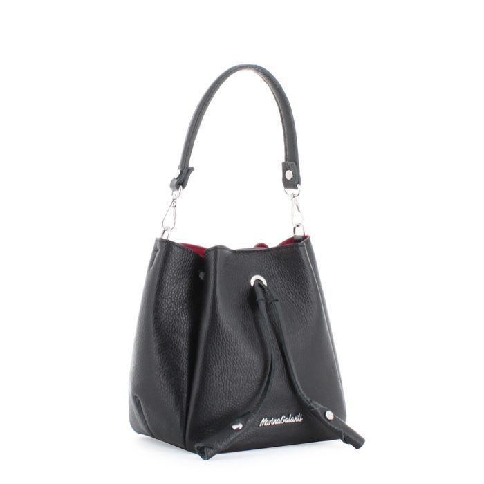 Můžete ji nosit v ruce, přes rameno i crossbody. Součástí je odnímatelný kratší popruh (40 cm) a delší nastavitelný (až 120 cm). MARINA GALANTI, MŮŽETE JI NOSIT V RUCE, PŘES RAMENO I CROSSBODY. SOUČÁSTÍ JE ODNÍMATELNÝ KRATŠÍ POPRUH (40 CM) A DELŠÍ NASTAVITELNÝ (AŽ 120 CM). - KABELKY PŘES RAMENO - KABELKY