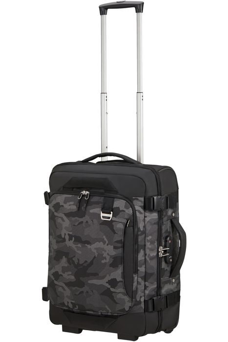 V její výbavě jsou 2 hladká kolečka, výsuvná rukojeť s aretací a horní a boční madlo. SAMSONITE, V JEJÍ VÝBAVĚ JSOU 2 HLADKÁ KOLEČKA, VÝSUVNÁ RUKOJEŤ S ARETACÍ A HORNÍ A BOČNÍ MADLO. - CESTOVNÍ TAŠKY - CESTOVNÍ KUFRY A TAŠKY