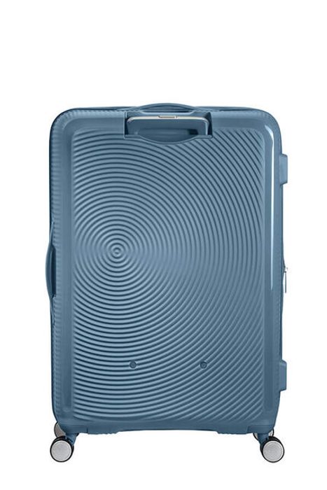 Hravý kruhový vzhled s kontrastním matným a lesklým povrchem jistě zaujme všude, kam se s ním podíváte. AMERICAN TOURISTER, HRAVÝ KRUHOVÝ VZHLED S KONTRASTNÍM MATNÝM A LESKLÝM POVRCHEM JISTĚ ZAUJME VŠUDE, KAM SE S NÍM PODÍVÁTE. - SKOŘEPINOVÉ KUFRY - CESTOVNÍ KUFRY A TAŠKY