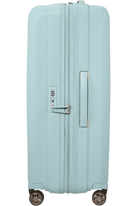 Na svých cestách jistě oceníte také expandér pro okamžité navýšení objemu kufru. SAMSONITE, NA SVÝCH CESTÁCH JISTĚ OCENÍTE TAKÉ EXPANDÉR PRO OKAMŽITÉ NAVÝŠENÍ OBJEMU KUFRU. - SKOŘEPINOVÉ KUFRY - CESTOVNÍ KUFRY A TAŠKY