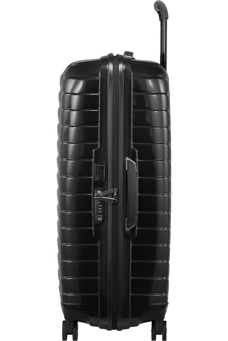 Tento kufr disponuje integrovaným TSA zámkem pro bezpečné cestování po celém světě. SAMSONITE, TENTO KUFR DISPONUJE INTEGROVANÝM TSA ZÁMKEM PRO BEZPEČNÉ CESTOVÁNÍ PO CELÉM SVĚTĚ. - SKOŘEPINOVÉ KUFRY - CESTOVNÍ KUFRY A TAŠKY