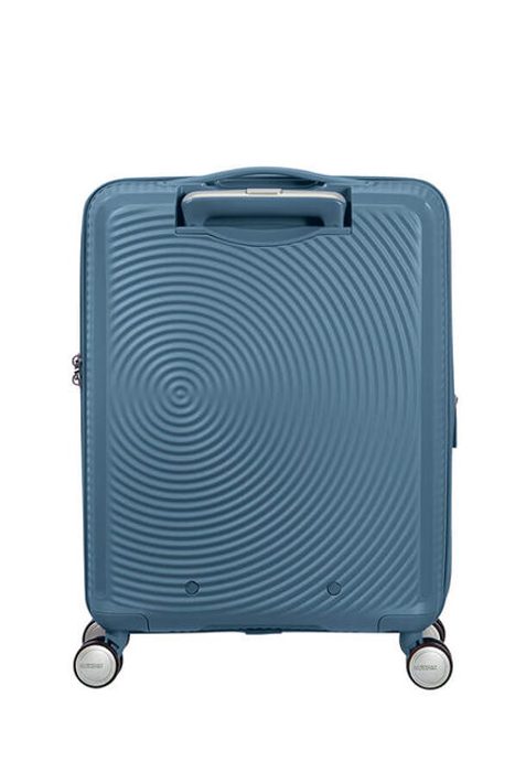 Hravý kruhový vzhled s kontrastním matným a lesklým povrchem jistě zaujme všude, kam se s ním podíváte. AMERICAN TOURISTER, HRAVÝ KRUHOVÝ VZHLED S KONTRASTNÍM MATNÝM A LESKLÝM POVRCHEM JISTĚ ZAUJME VŠUDE, KAM SE S NÍM PODÍVÁTE. - PŘÍRUČNÍ ZAVAZADLA - CESTOVNÍ KUFRY A TAŠKY