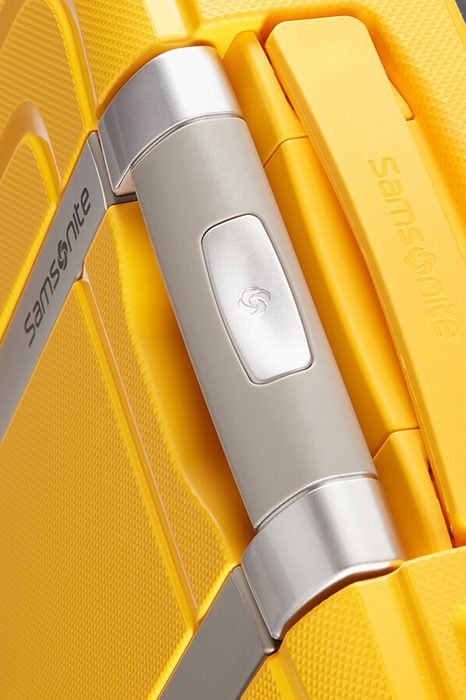 Čtyři dvojitá kolečka otočná o 360° pro snadnou manipulaci. SAMSONITE, ČTYŘI DVOJITÁ KOLEČKA OTOČNÁ O 360° PRO SNADNOU MANIPULACI. - ŠKRUPINOVÉ KUFRE - CESTOVNÉ KUFRE A TAŠKY